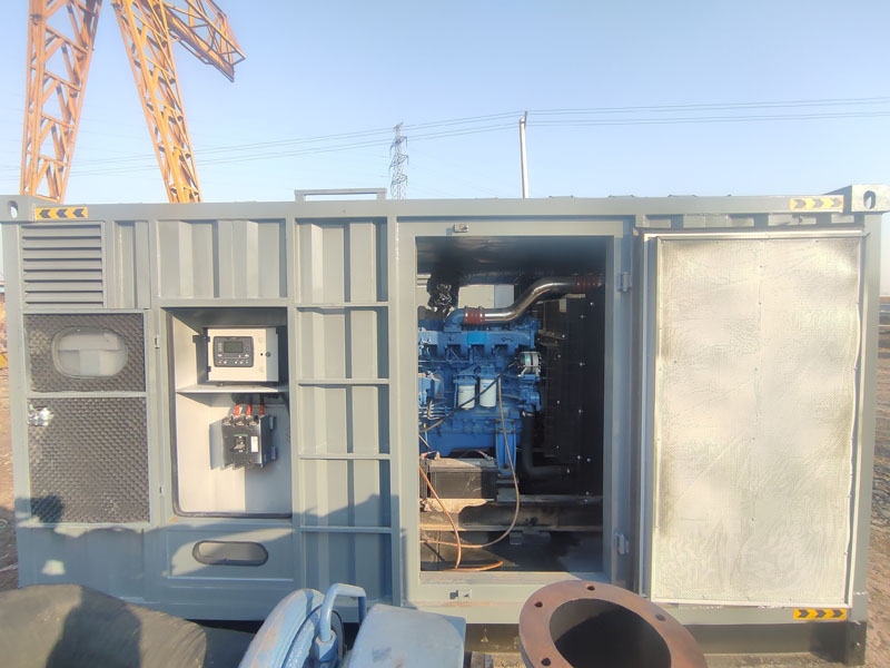 银川柴油发电机组的机油多久更换一次比较合适？